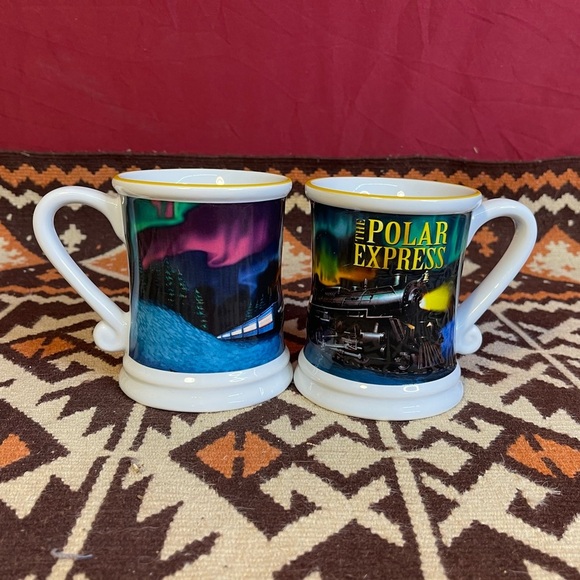 Warner Brothers The Polar Express Set of 2 Christmas 3D Coffee Cocoa Mugs Cups - Picture 5 of 8